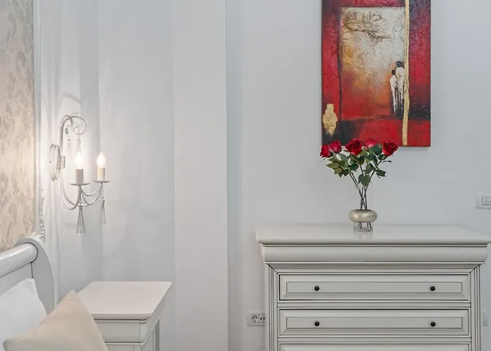 Spacious 2br At Square Appartement *